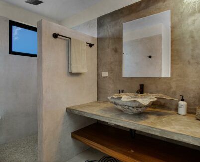 Papache 1 Bathroom